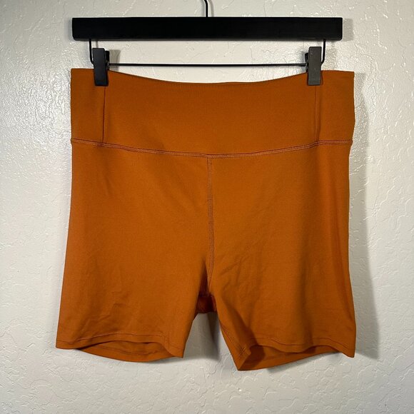 Girlfriend Collective FLOAT Ultralight Run Shorts in Sienna - Picture 1 of 3
